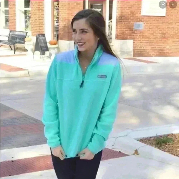 VINEYARD VINES | Seersucker Shep Fleece 1/4 Zip Pullover - Picture 9 of 9